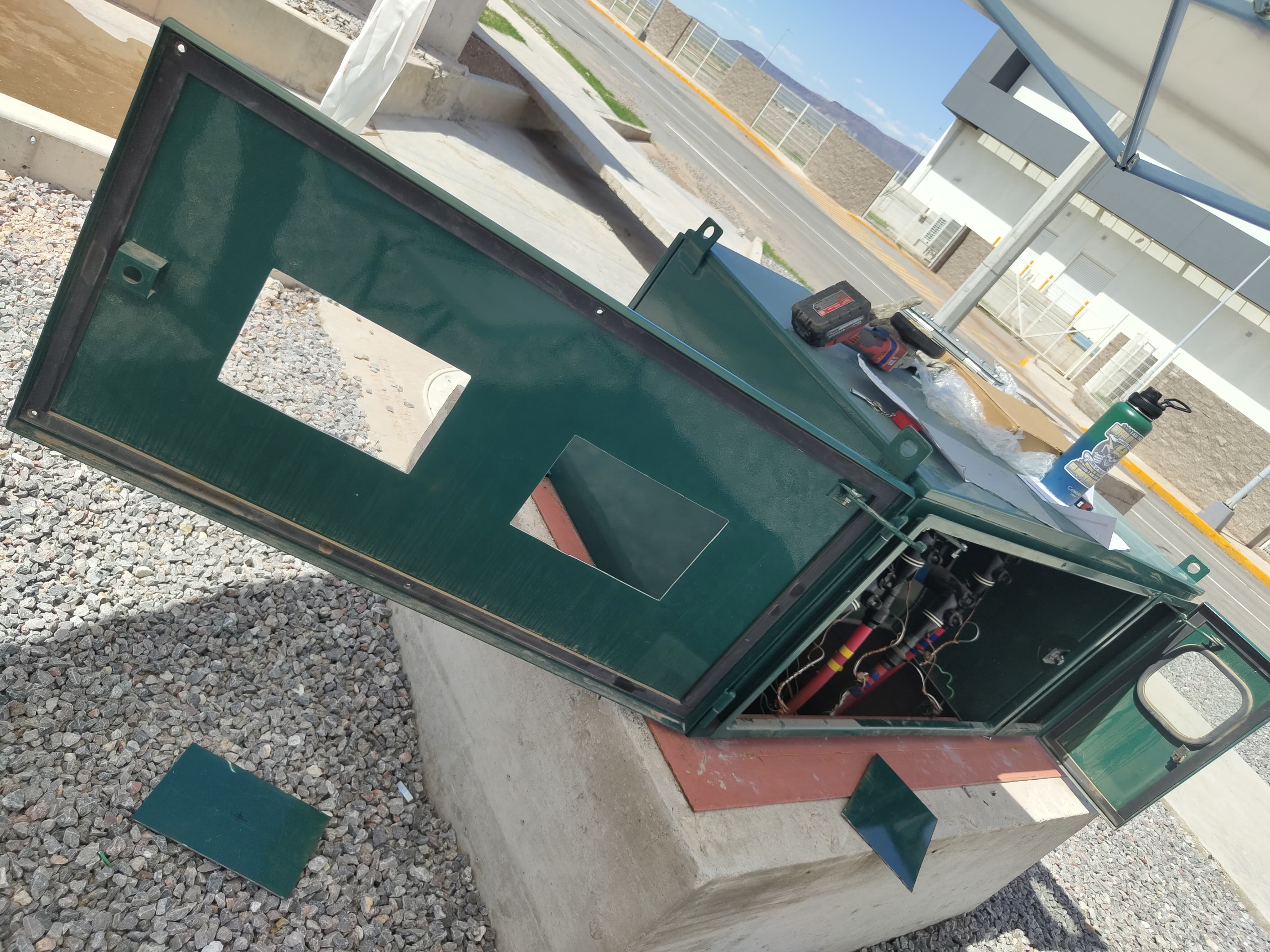 Instalacion en equipos de alta tension