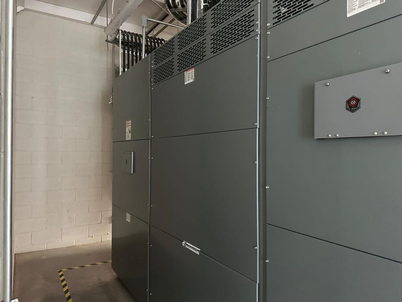 Instalacion en equipos de alta tension